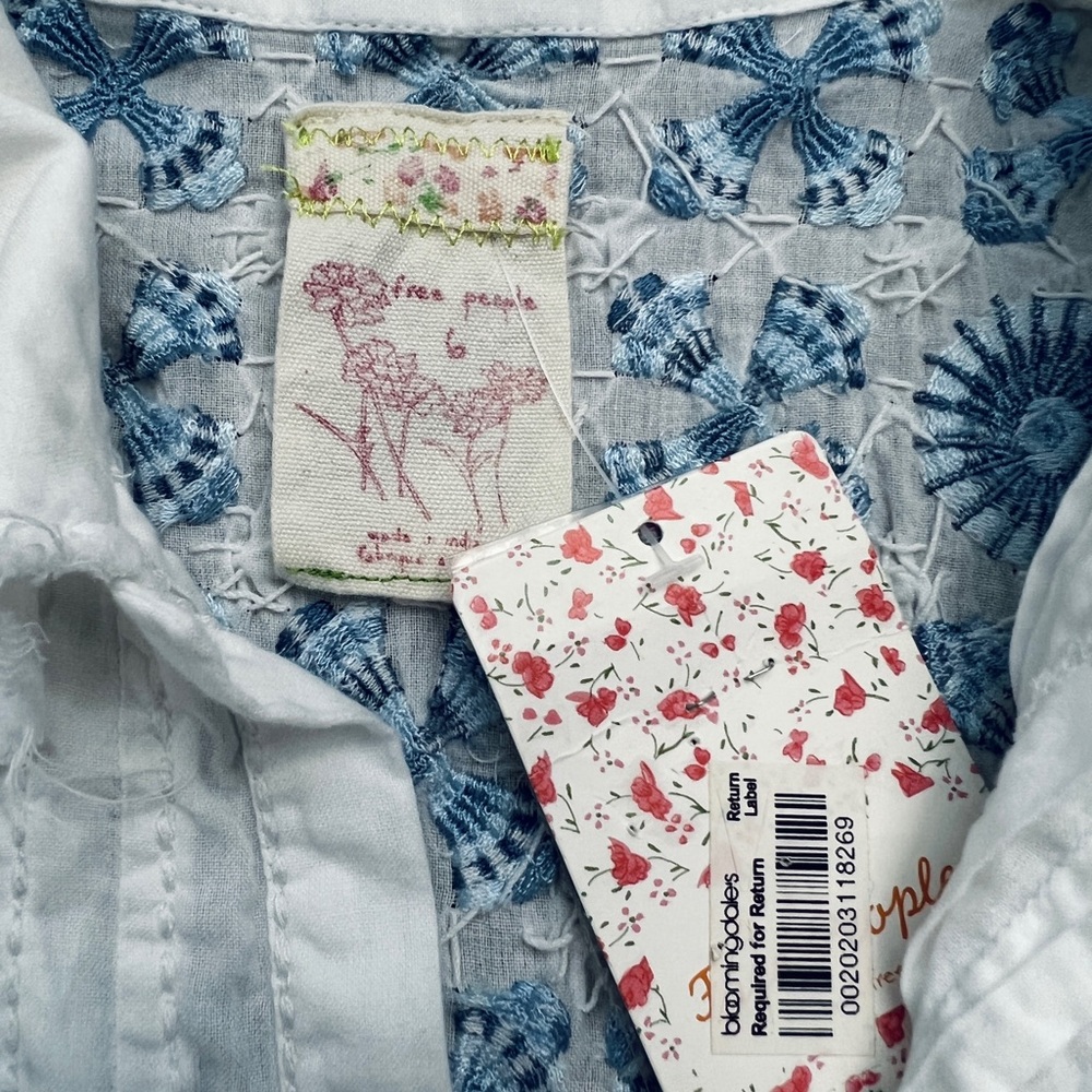 FREE PEOPLE Vintage Boho Embroidered Shirt 6 NWT - Picture 12 of 12